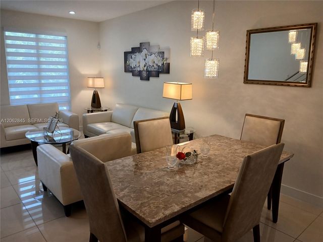 6415 NW 102nd Path 208, Doral, FL 33178