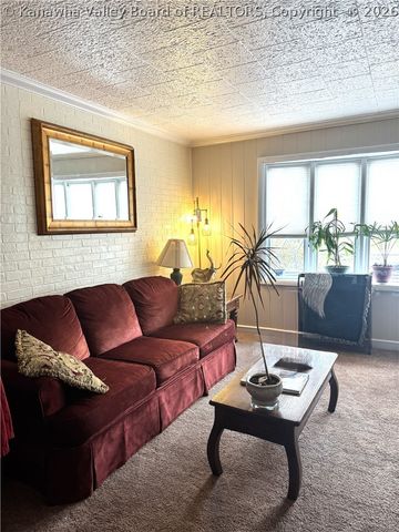 1404 Kanawha Street, Hansford, WV 25103