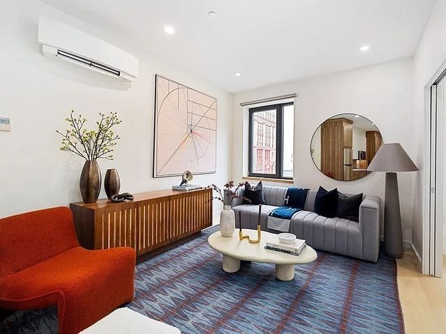 87 Oxford Street 406, Lynn, MA 01901