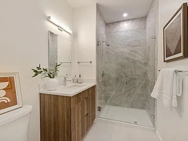 87 Oxford Street 406, Lynn, MA 01901