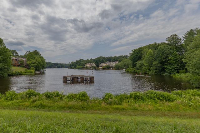 11287 SILENTWOOD LN, Reston, VA 20191