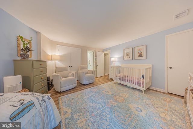 11287 SILENTWOOD LN, Reston, VA 20191
