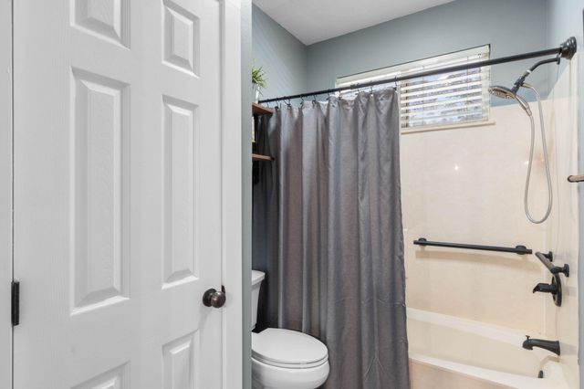 129 Red Maple Way, Niceville, FL 32578