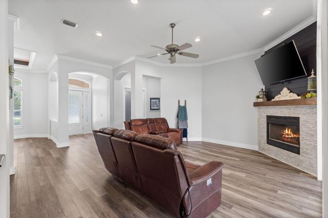 129 Red Maple Way, Niceville, FL 32578