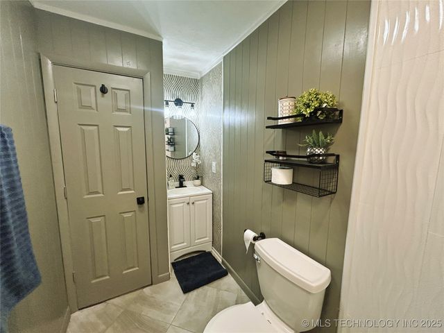 1105 SE 5th Street, Wagoner, OK 74467