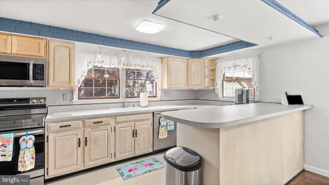 6609 BLACKHEAD RD, Baltimore, MD 21220
