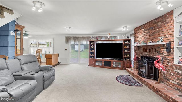 6609 BLACKHEAD RD, Baltimore, MD 21220