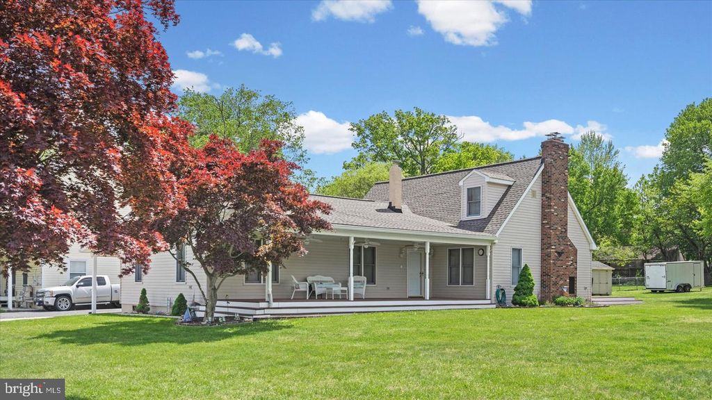 Image 37 of property listing at 6609 BLACKHEAD RD, Baltimore, MD 21220