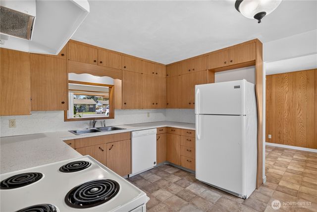 1509 Avon Avenue, Burlington, WA 98233
