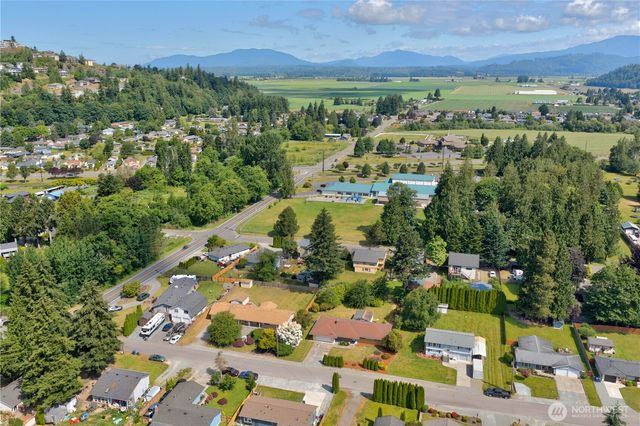 1509 Avon Avenue, Burlington, WA 98233