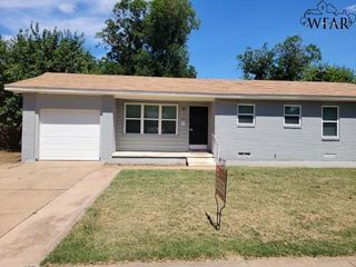 5031 LINDALE DRIVE, Wichita Falls, TX 76310