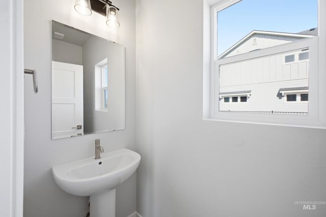 6903 S Harvest Cove Ave, Boise, ID 83709