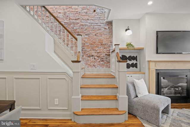 5131 CEDAR AVE, Philadelphia, PA 19143