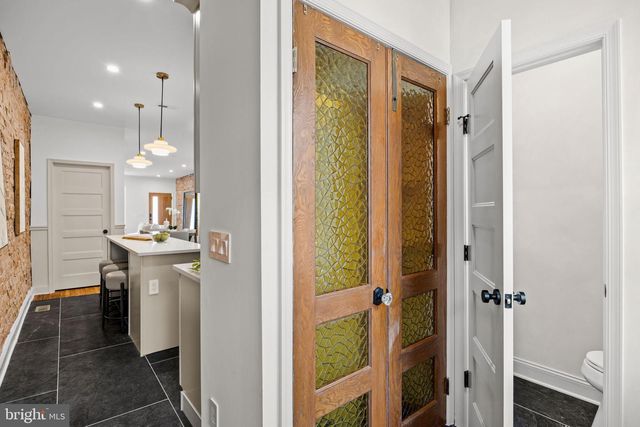 5131 CEDAR AVE, Philadelphia, PA 19143