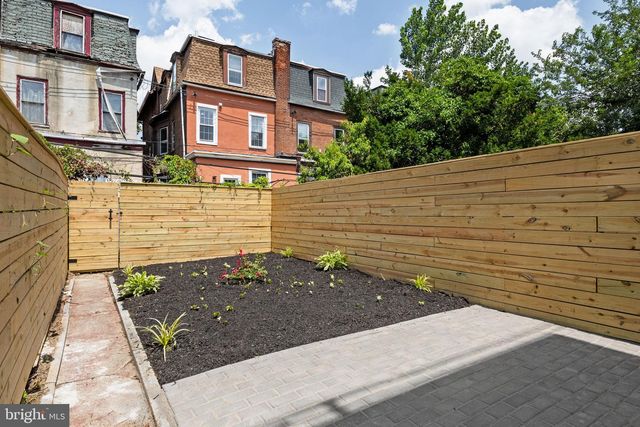 5131 CEDAR AVE, Philadelphia, PA 19143