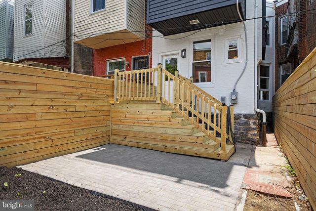 5131 CEDAR AVE, Philadelphia, PA 19143