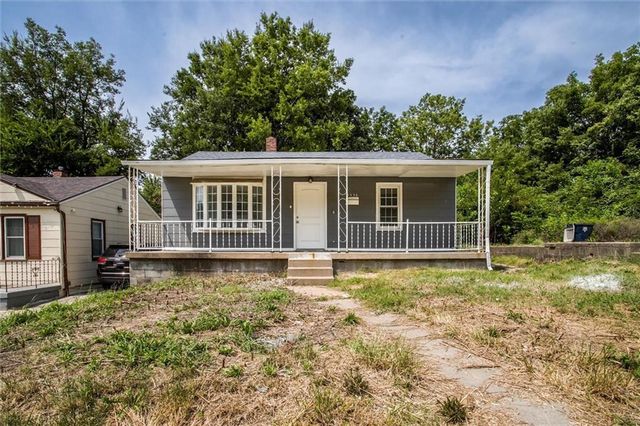 3336 Jackson Avenue, Kansas City, MO 64128