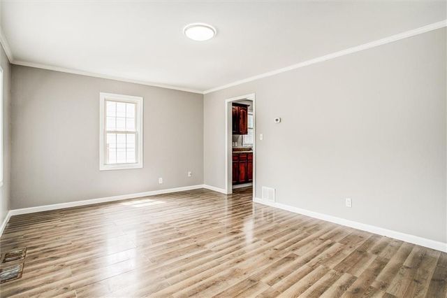 3336 Jackson Avenue, Kansas City, MO 64128