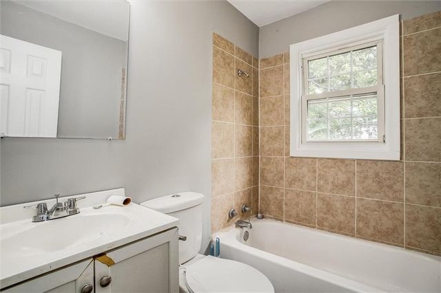 3336 Jackson Avenue, Kansas City, MO 64128