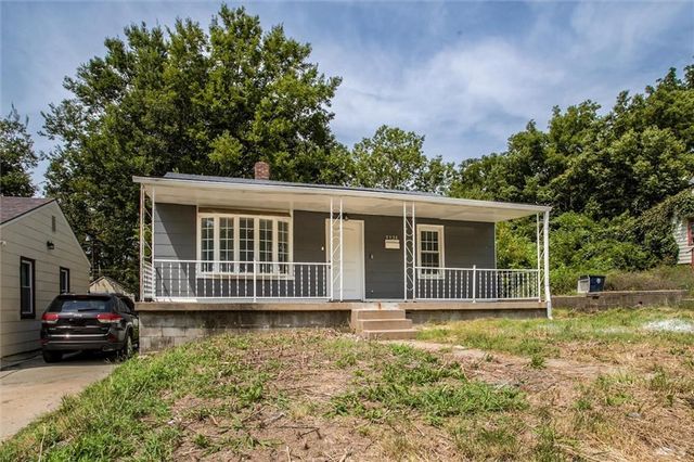3336 Jackson Avenue, Kansas City, MO 64128