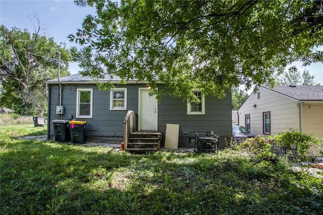 3336 Jackson Avenue, Kansas City, MO 64128