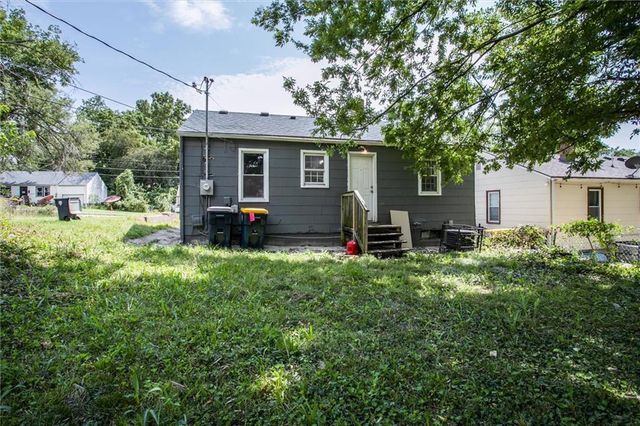 3336 Jackson Avenue, Kansas City, MO 64128