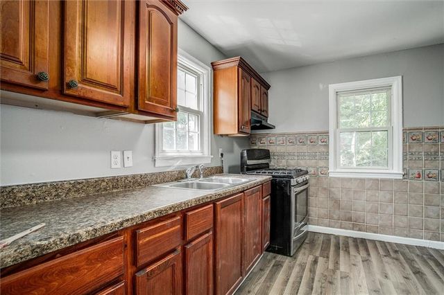 3336 Jackson Avenue, Kansas City, MO 64128