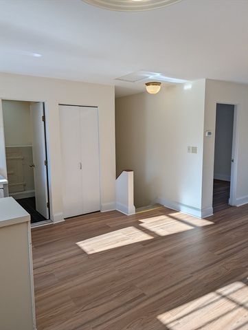 267 Commonwealth Avenue 10, Boston, MA 02116