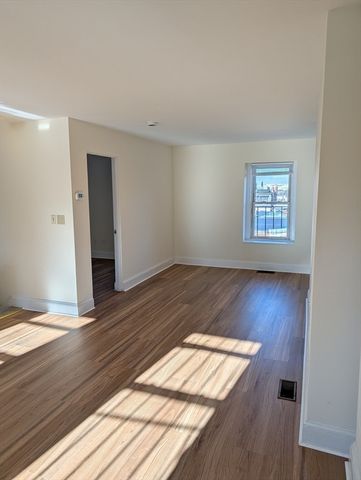 267 Commonwealth Avenue 10, Boston, MA 02116