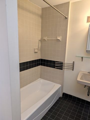 267 Commonwealth Avenue 10, Boston, MA 02116