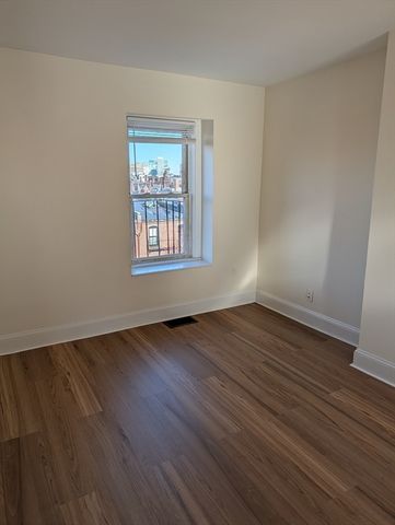 267 Commonwealth Avenue 10, Boston, MA 02116