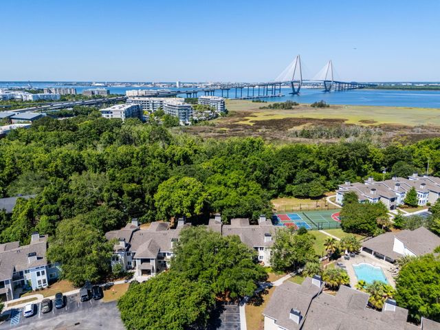 272 Alexandra Drive Unit 16, Mount Pleasant, SC 29464