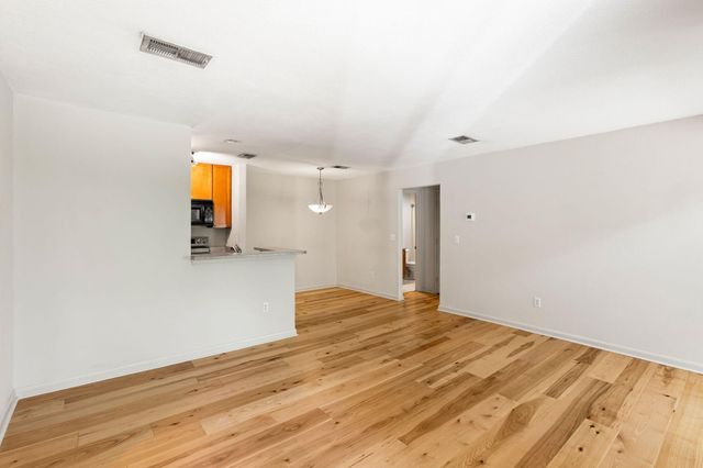 272 Alexandra Drive Unit 16, Mount Pleasant, SC 29464