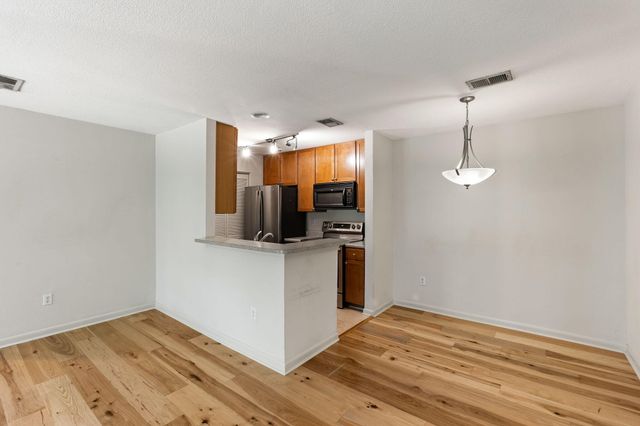 272 Alexandra Drive Unit 16, Mount Pleasant, SC 29464