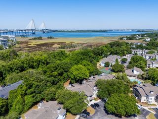 272 Alexandra Drive Unit 16, Mount Pleasant, SC 29464