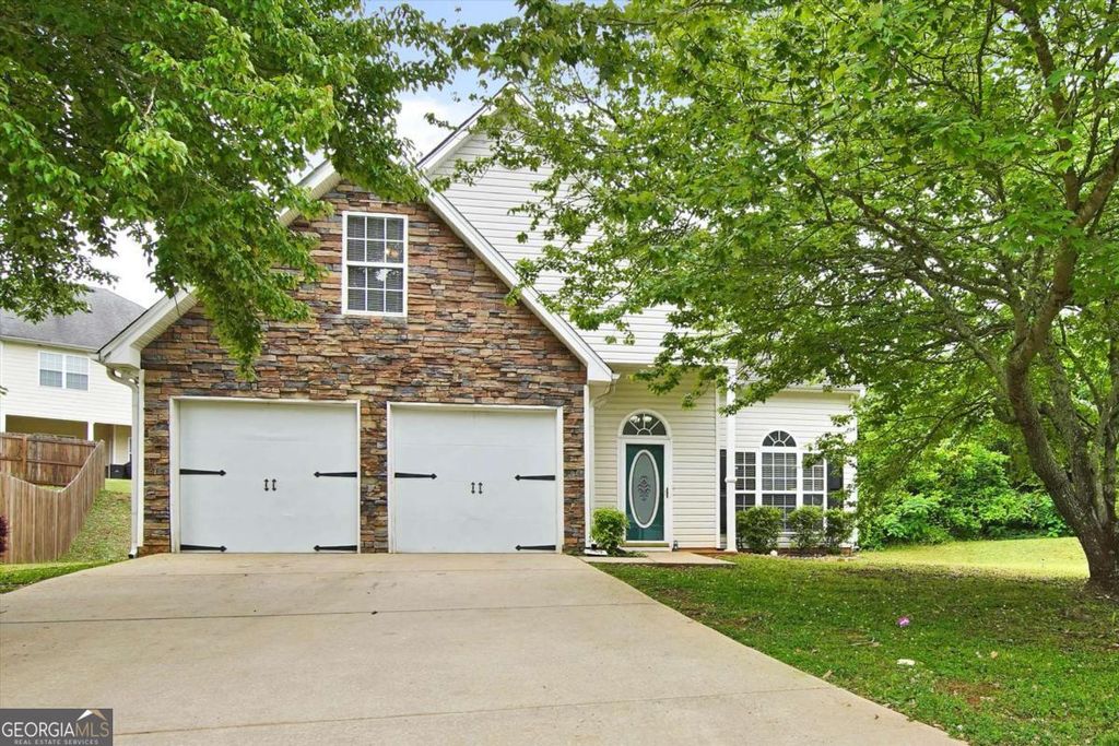 836 Freedom Walk, Locust Grove, GA 30248