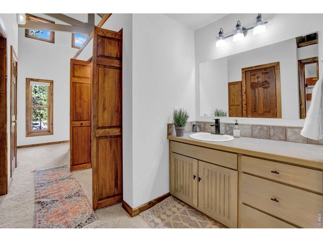 13910 N Saint Vrain Dr, Lyons, CO 80540