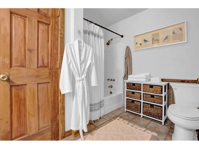 13910 N Saint Vrain Dr, Lyons, CO 80540