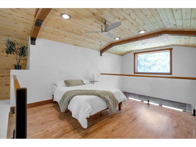 13910 N Saint Vrain Dr, Lyons, CO 80540