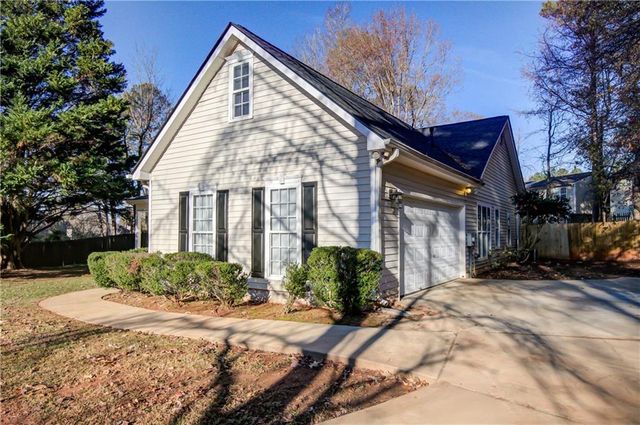 4013 E Point Court, Mcdonough, GA 30253