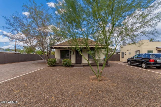 3430 E Cambridge Avenue, Phoenix, AZ 85008