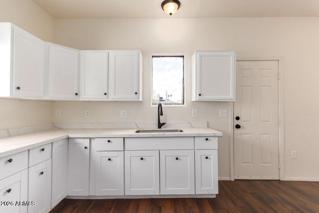3430 E Cambridge Avenue, Phoenix, AZ 85008