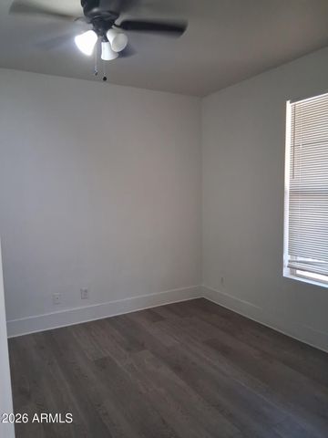 3430 E Cambridge Avenue, Phoenix, AZ 85008