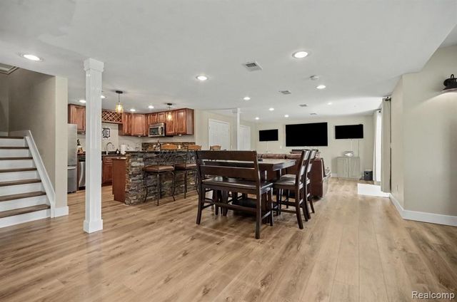 1134 Brookside Court, Oxford, MI 48371
