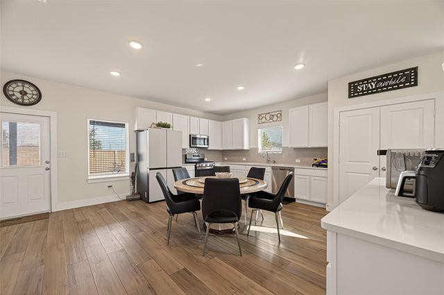 6311 Spanish Moss Dr, Pearland, TX 77584