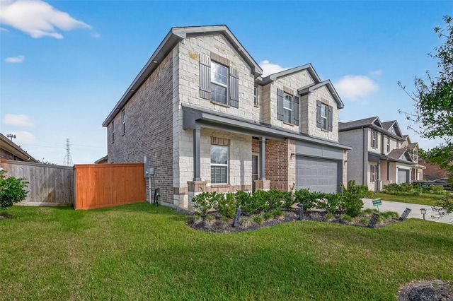 6311 Spanish Moss Dr, Pearland, TX 77584