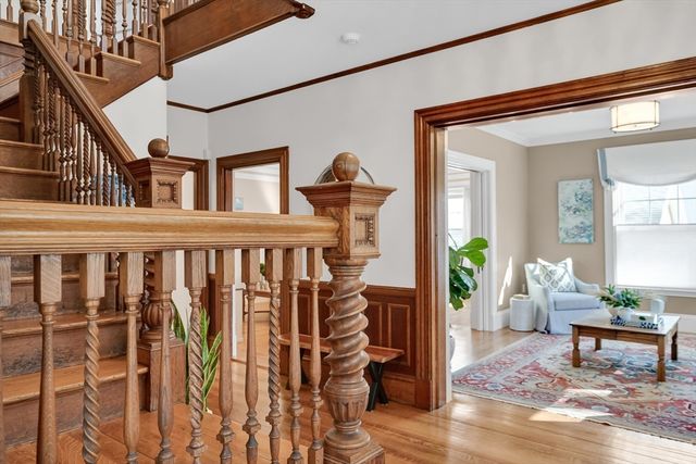 57 Waban Hill Rd N, Newton, MA 02467