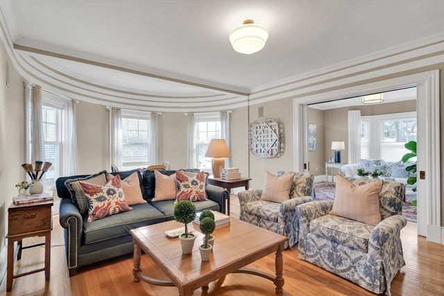 57 Waban Hill Rd N, Newton, MA 02467