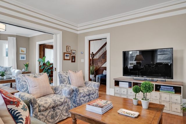 57 Waban Hill Rd N, Newton, MA 02467