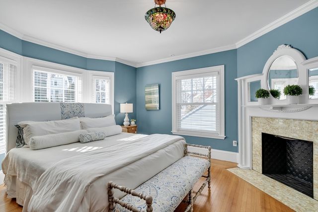 57 Waban Hill Rd N, Newton, MA 02467